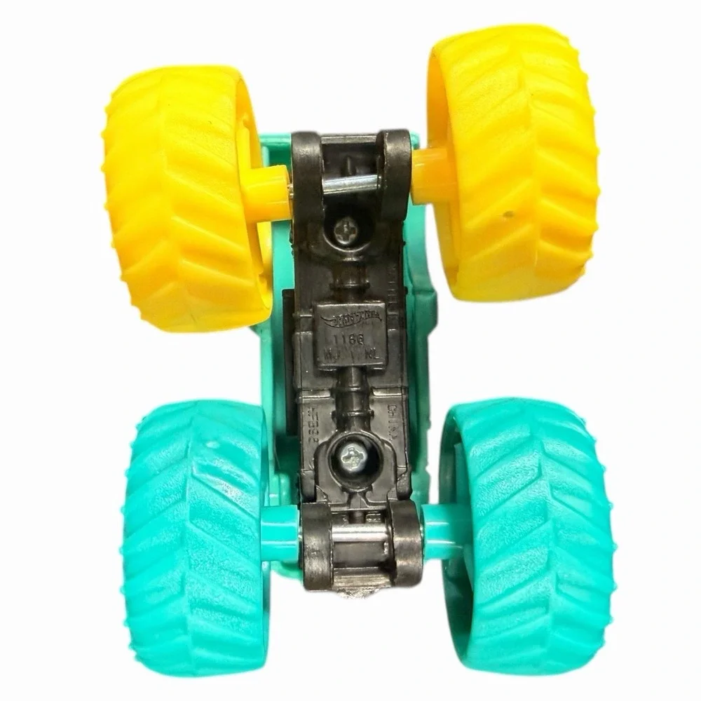 Hot Wheels Monster Trucks Die-Cast Vehicles Lot (2)‎